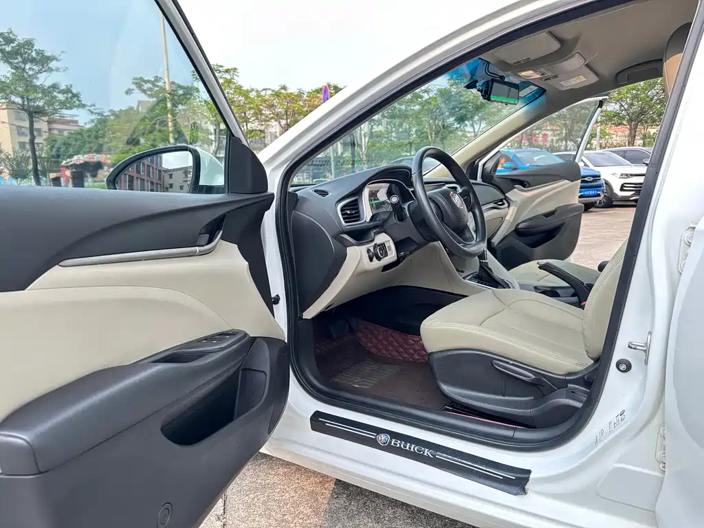 Buick Excelle — миниатюра 18
