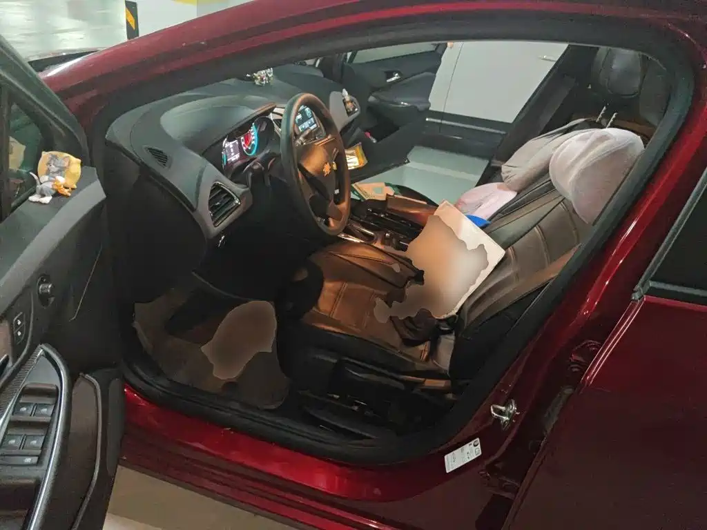 Chevrolet Cruze — миниатюра 12