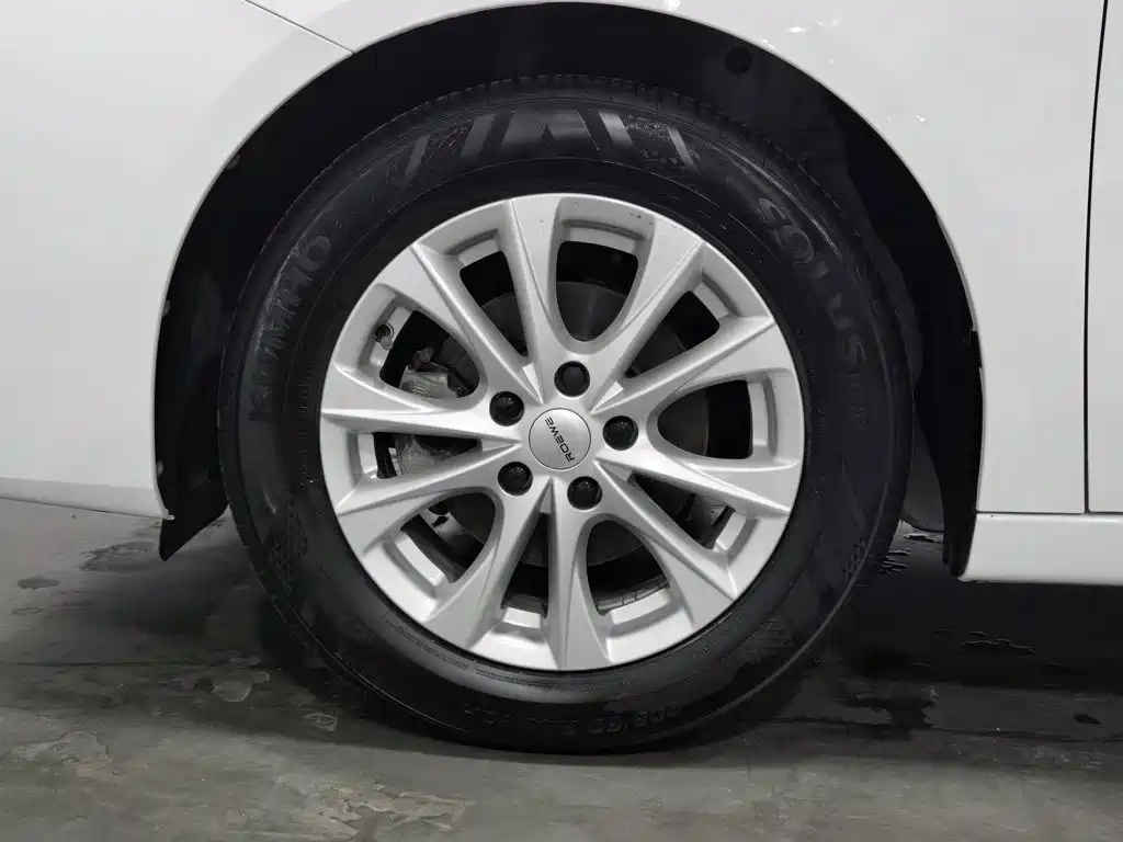 Roewe i5 — миниатюра 17