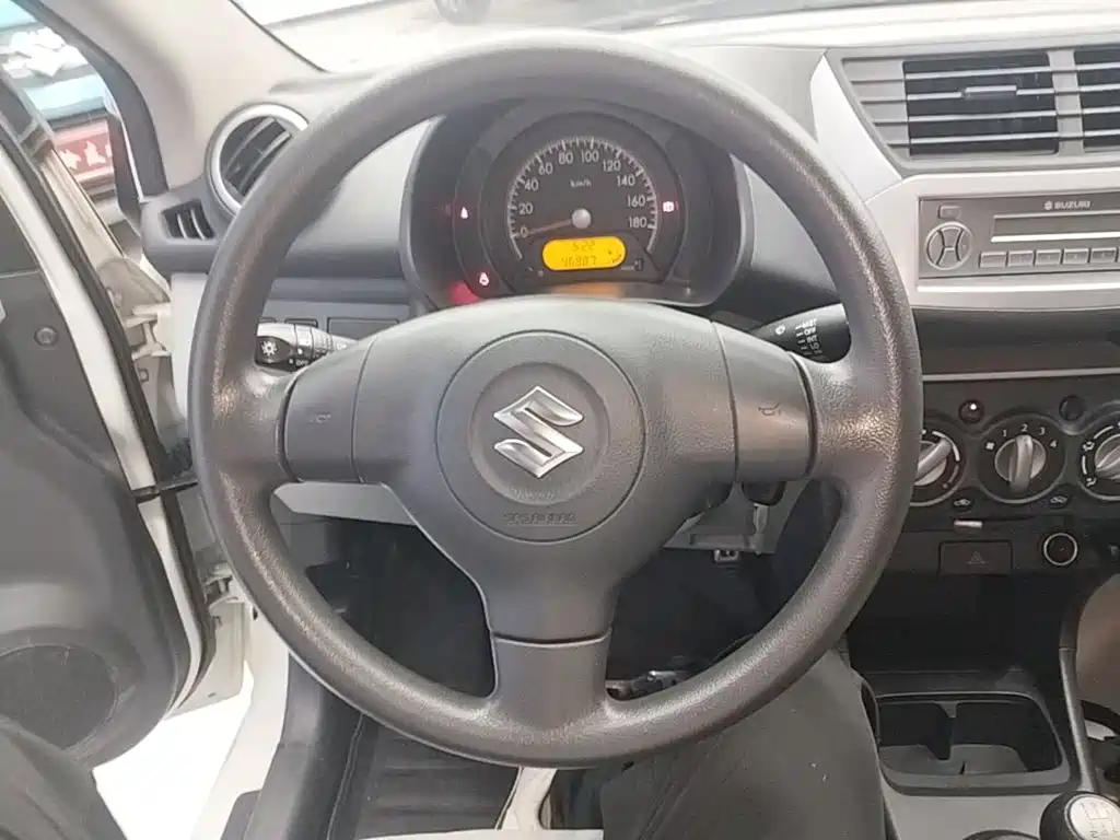 Suzuki Alto — миниатюра 11