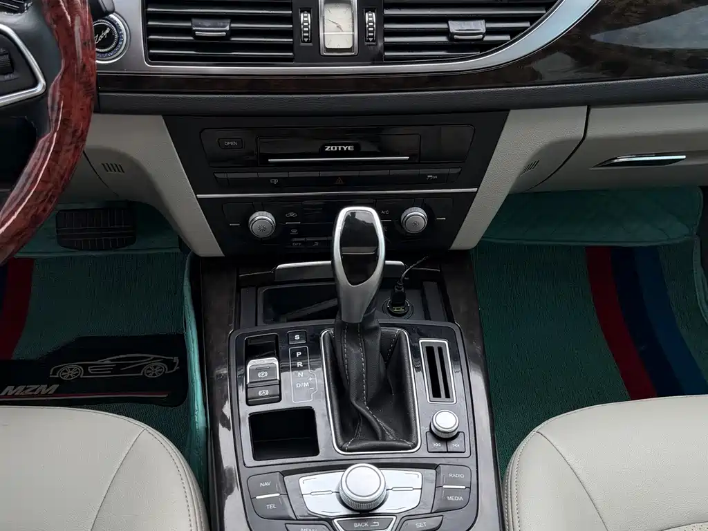 Zotye Zotye Z700 — миниатюра 9
