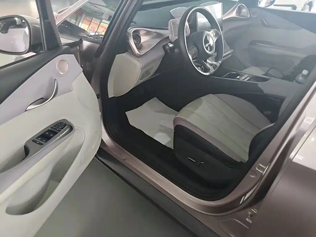 BYD Dolphin — миниатюра 16
