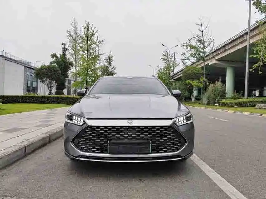 BYD Qin Plus PLUS 2023 Champion DM-i 55KM