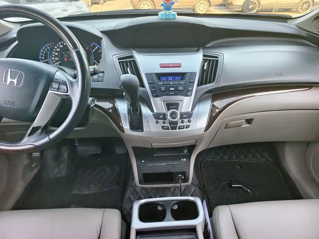 Honda Odyssey — миниатюра 13