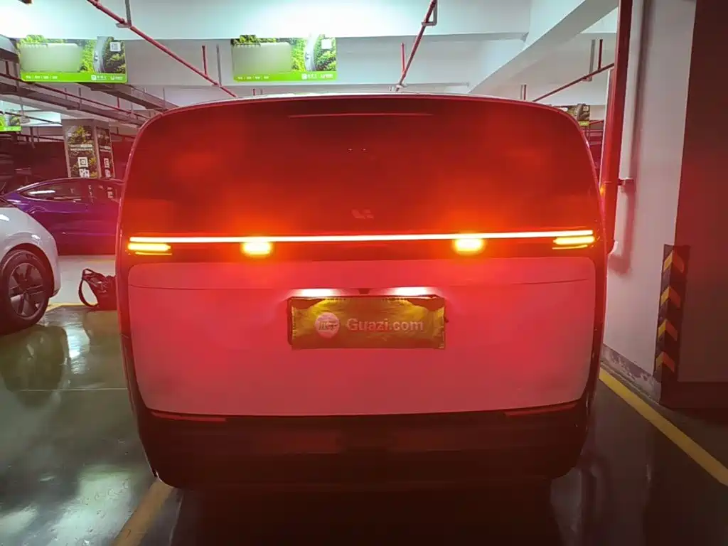 Li Auto Li MEGA — миниатюра 6