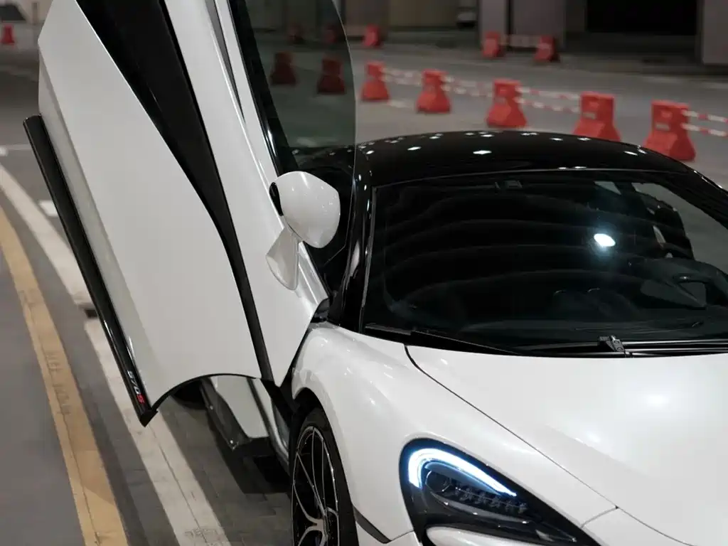 McLaren 570 — миниатюра 9