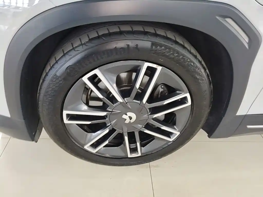 NIO ES6 — миниатюра 23