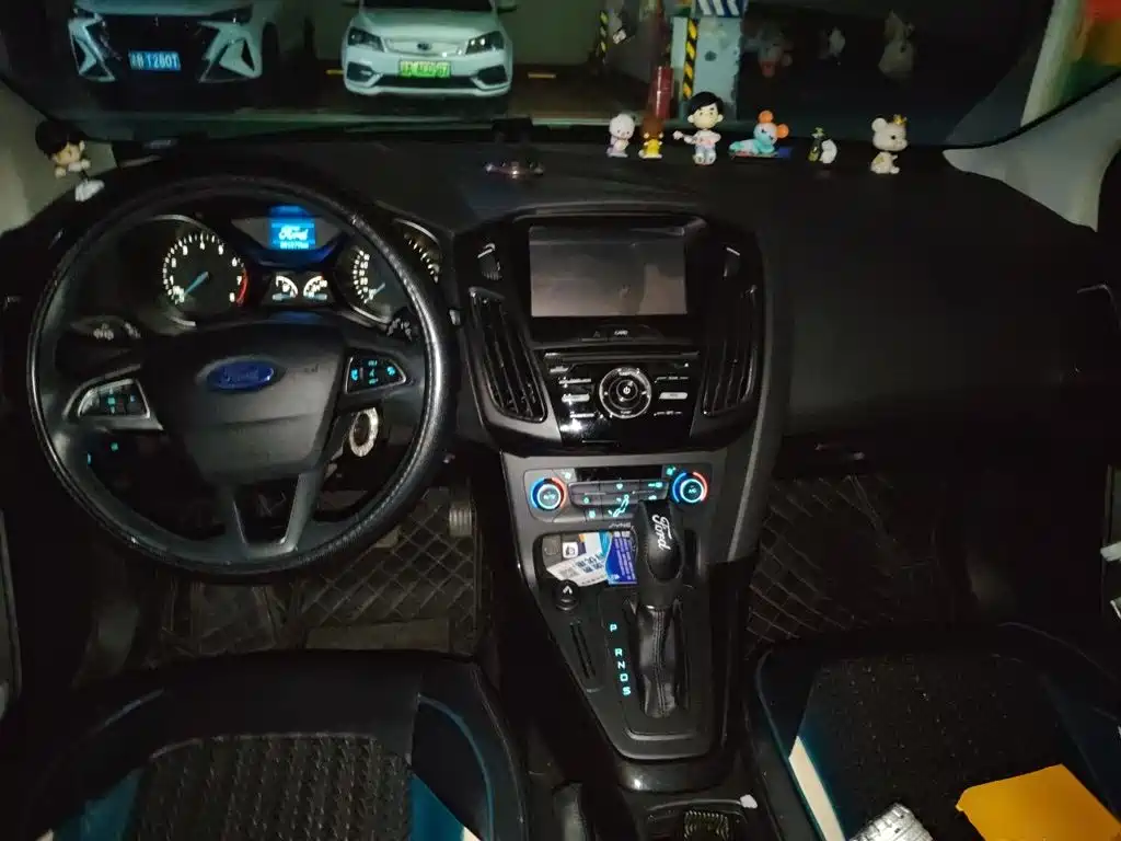 Ford Focus — миниатюра 6