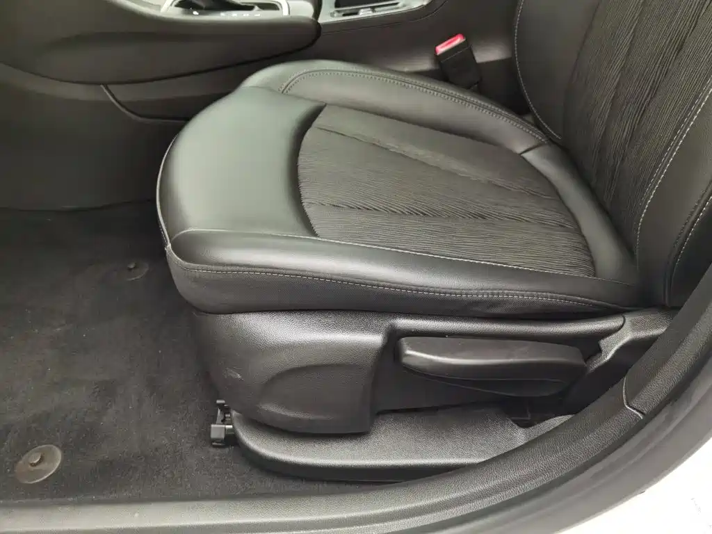 Buick Verano — миниатюра 20