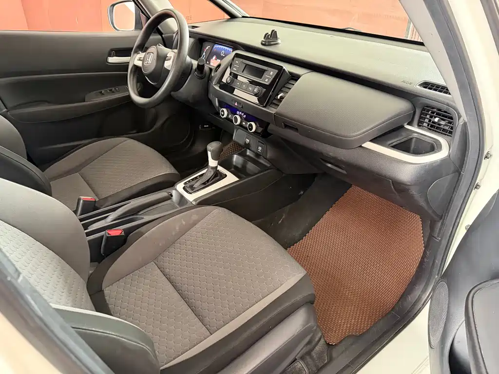 Honda Fit - фото 11