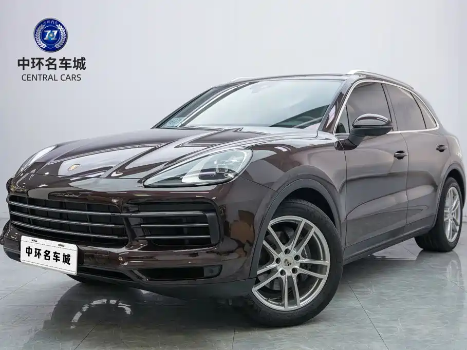 2020 Porsche Cayenne - zdjęcie 1 z 17