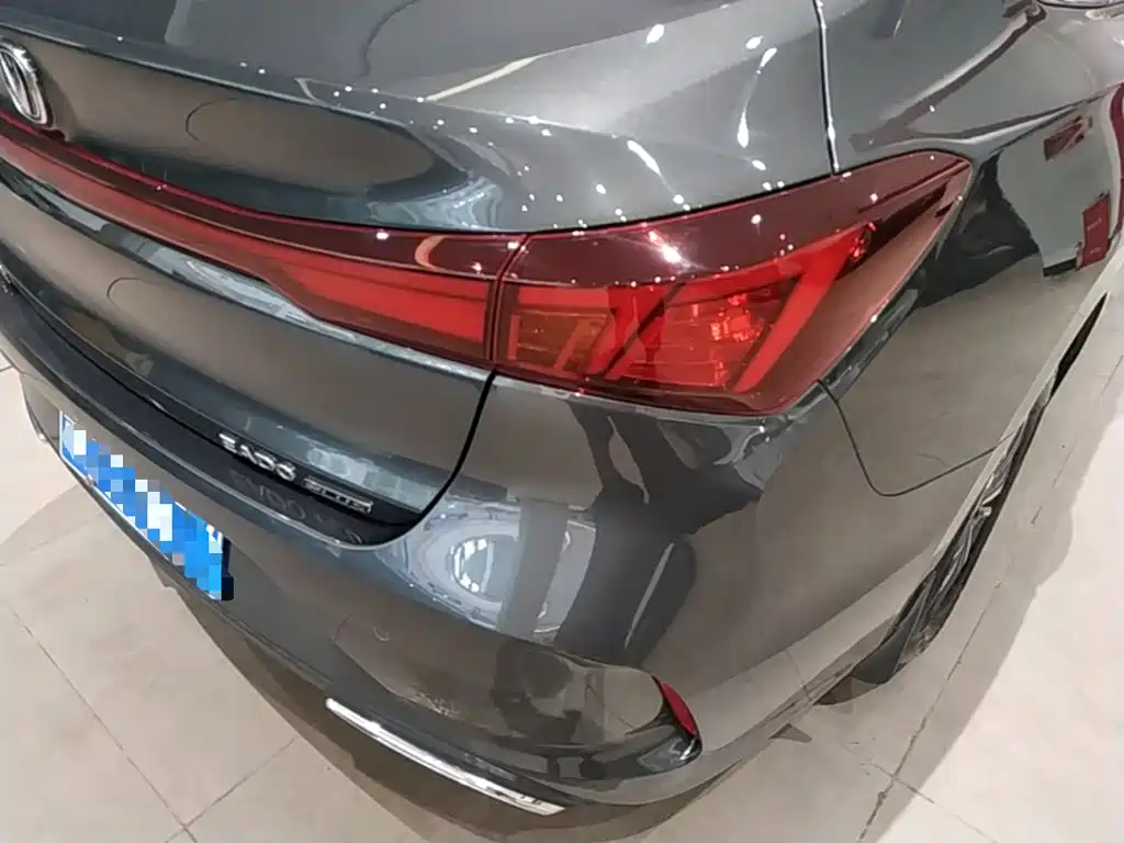 Changan Eado — миниатюра 8