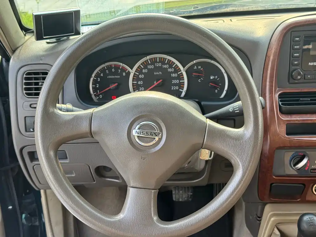 Nissan D22 — миниатюра 21