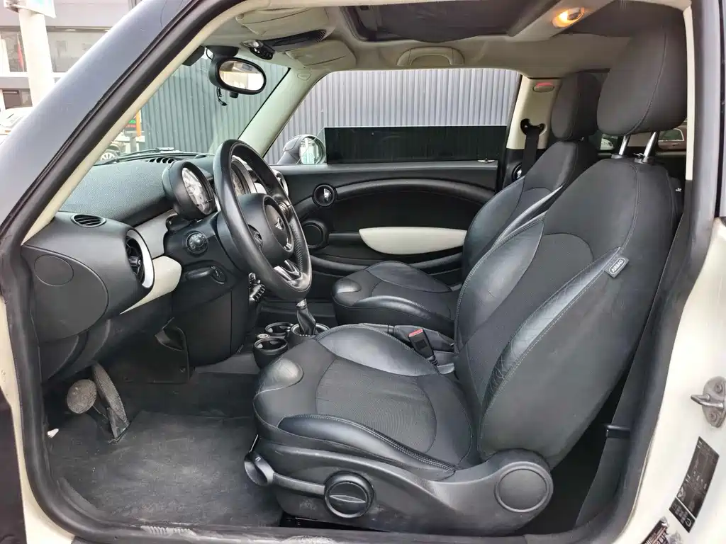 MINI Mini Clubman — миниатюра 8