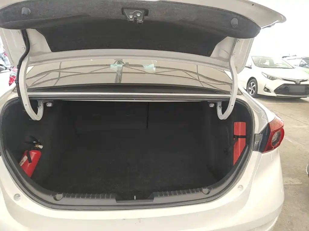 Mazda 3 Axela — миниатюра 19