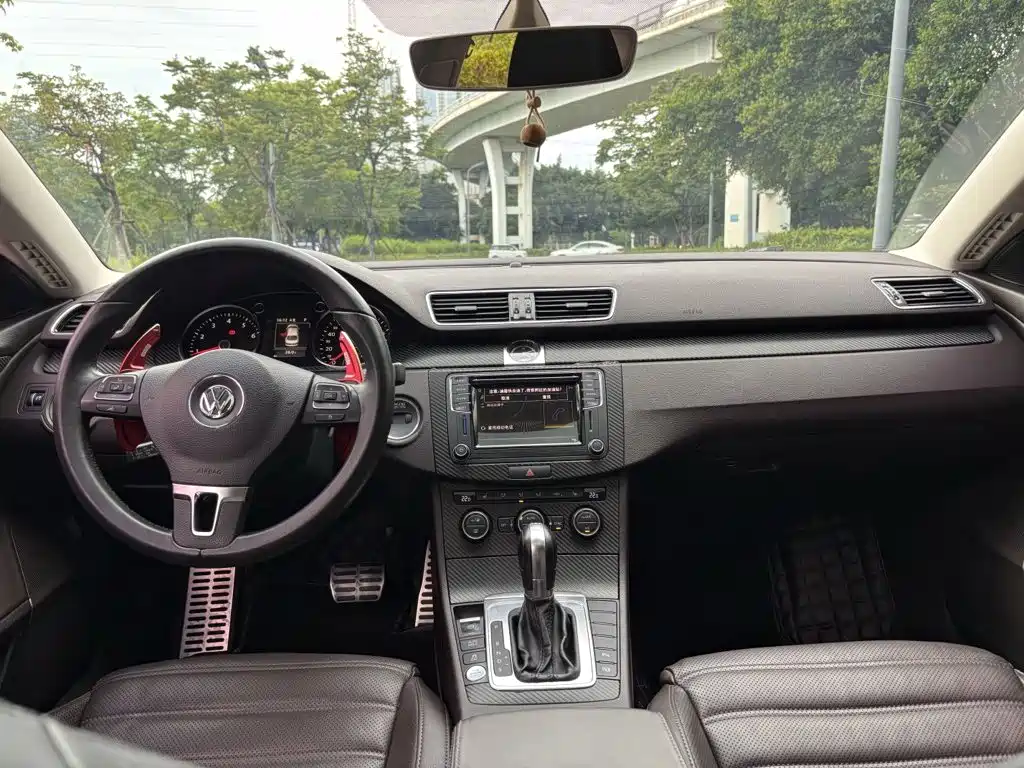 Volkswagen FAW - Passat CC CC 2016 2.0TSI Luxury