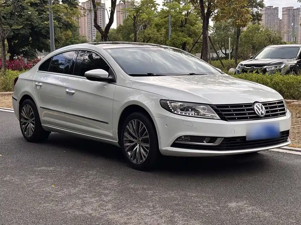 Volkswagen FAW - Passat CC CC 2016 2.0TSI Luxury