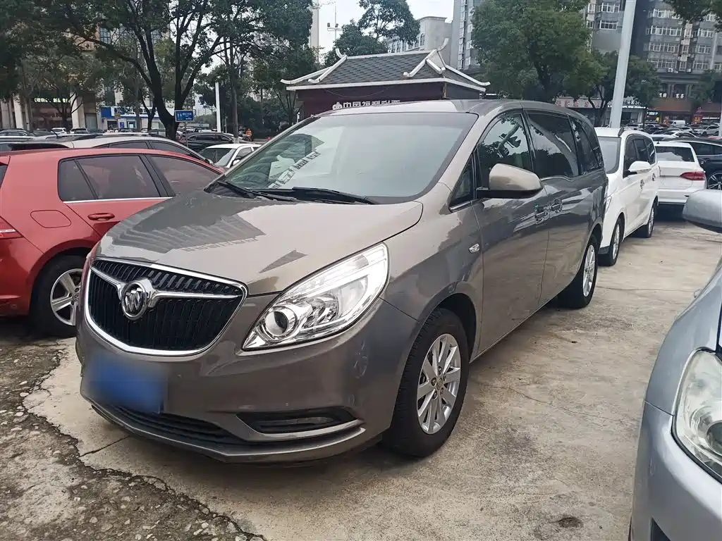 Buick GL8 2020
