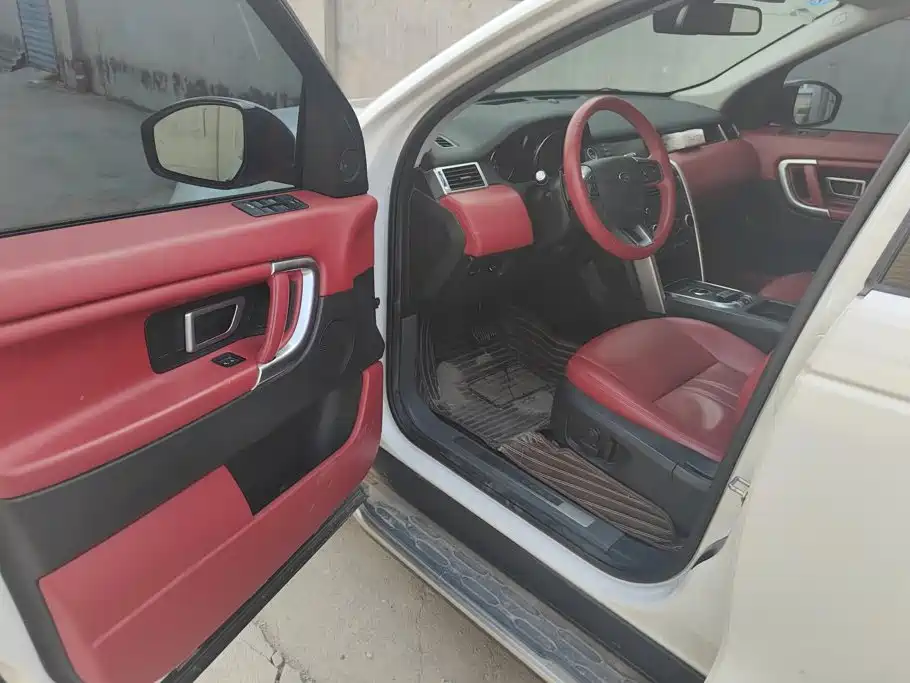 Land Rover Discovery Sport — миниатюра 7