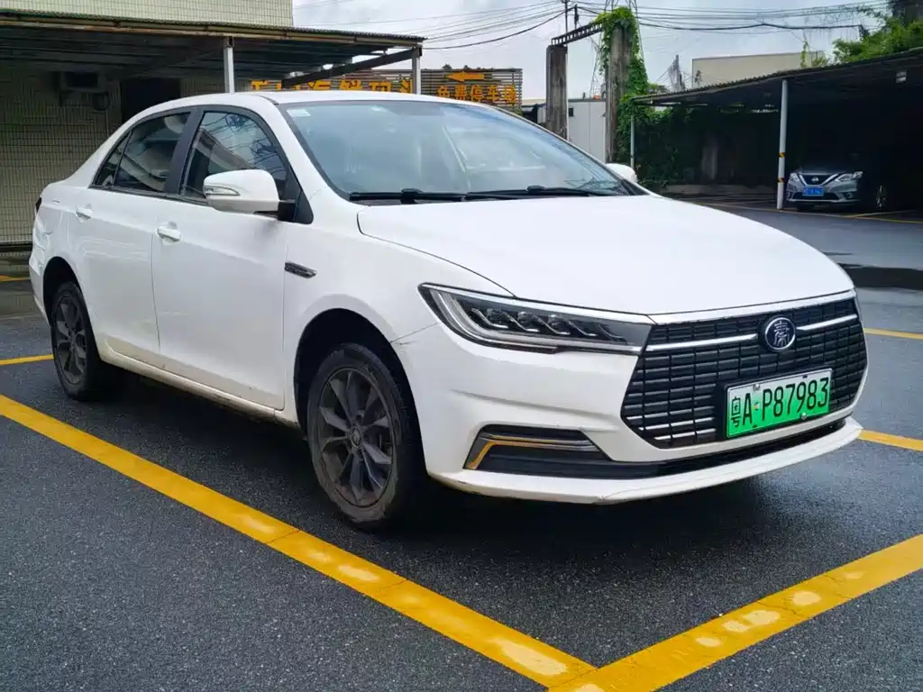BYD Qin NEV