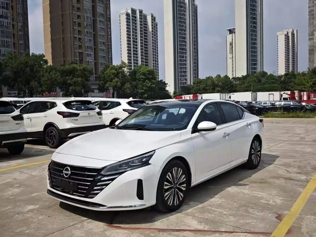 Nissan Teana