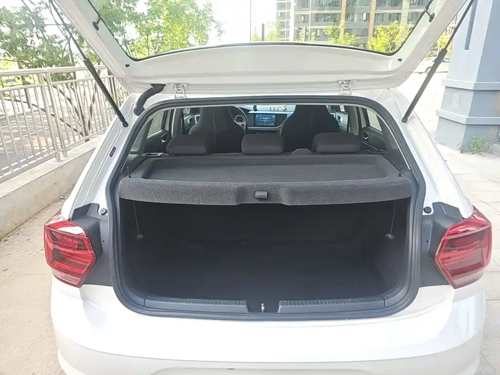 Volkswagen Polo — миниатюра 19