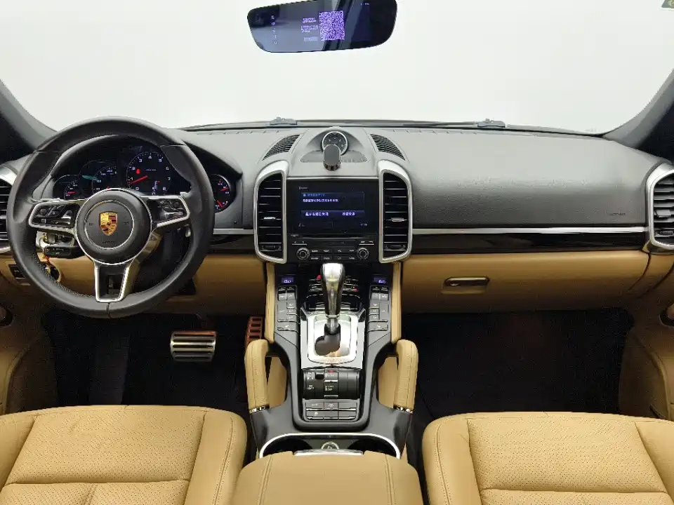 Porsche Cayenne — миниатюра 8