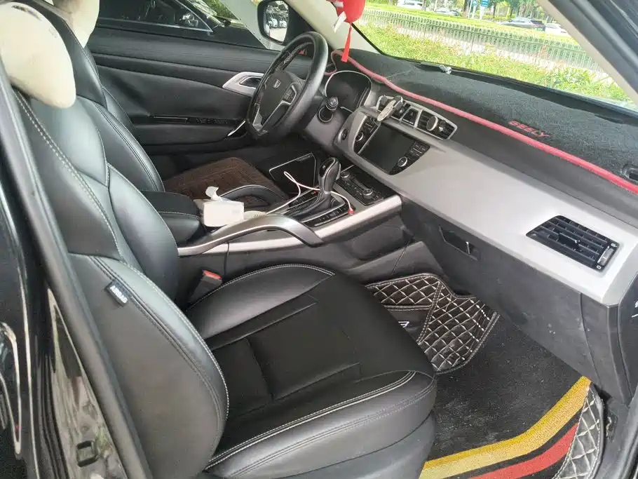 Geely Boyue — миниатюра 8