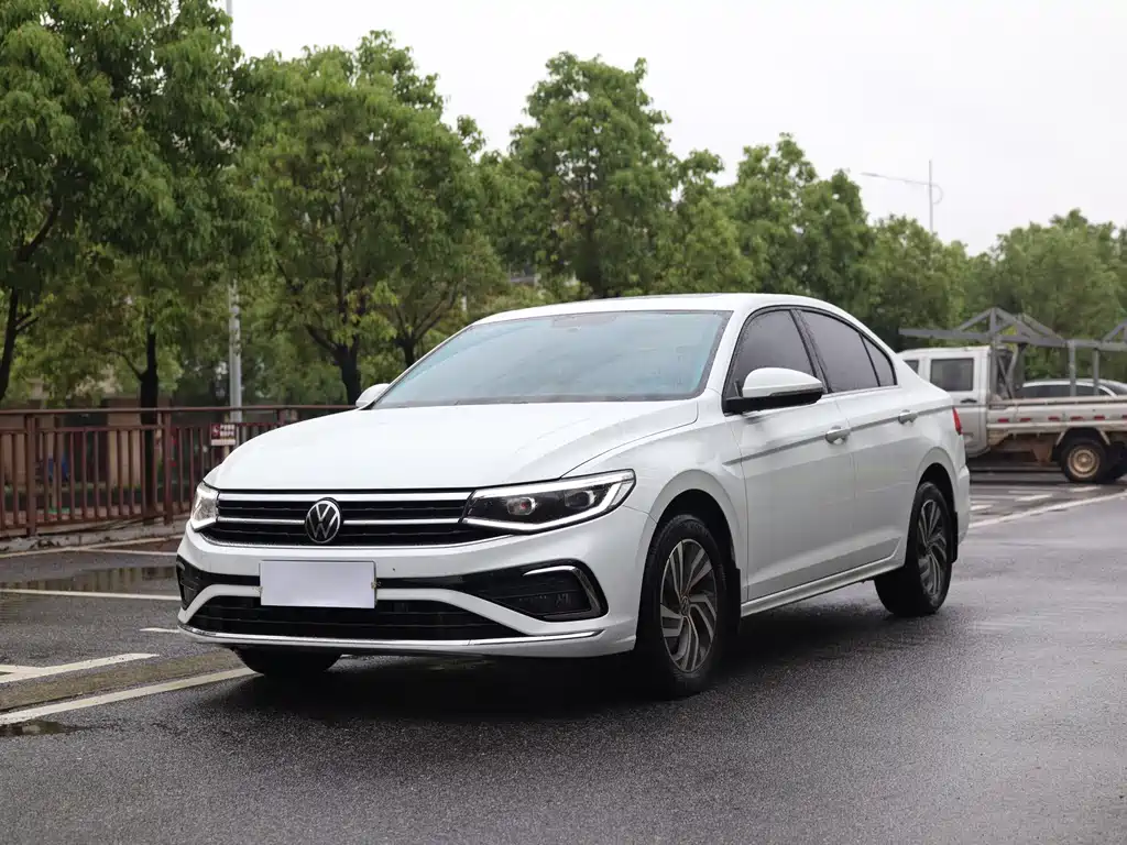 Купить Volkswagen Bora