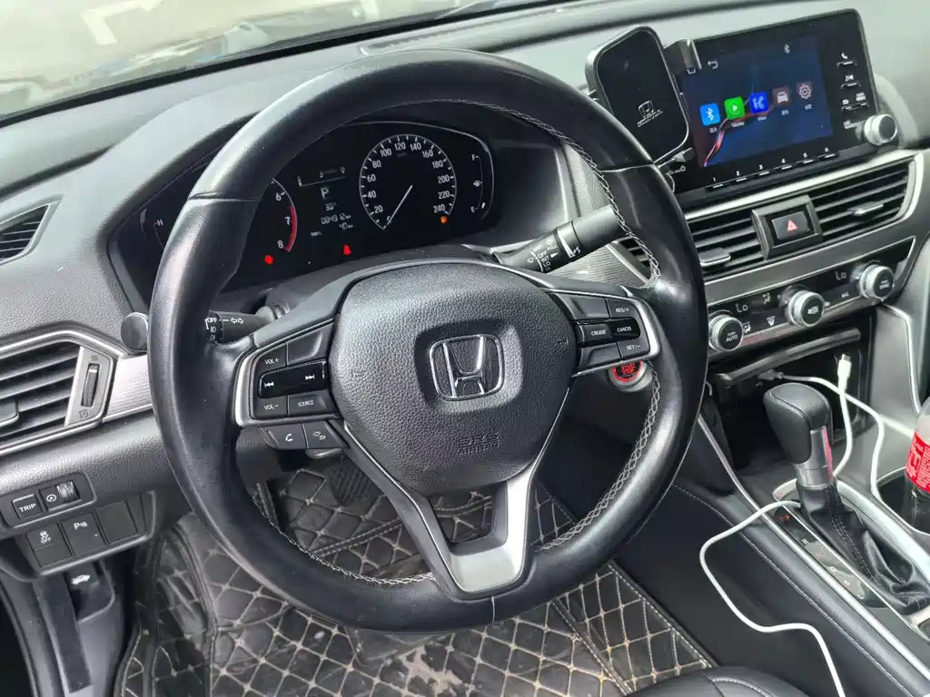 Honda Accord — миниатюра 8