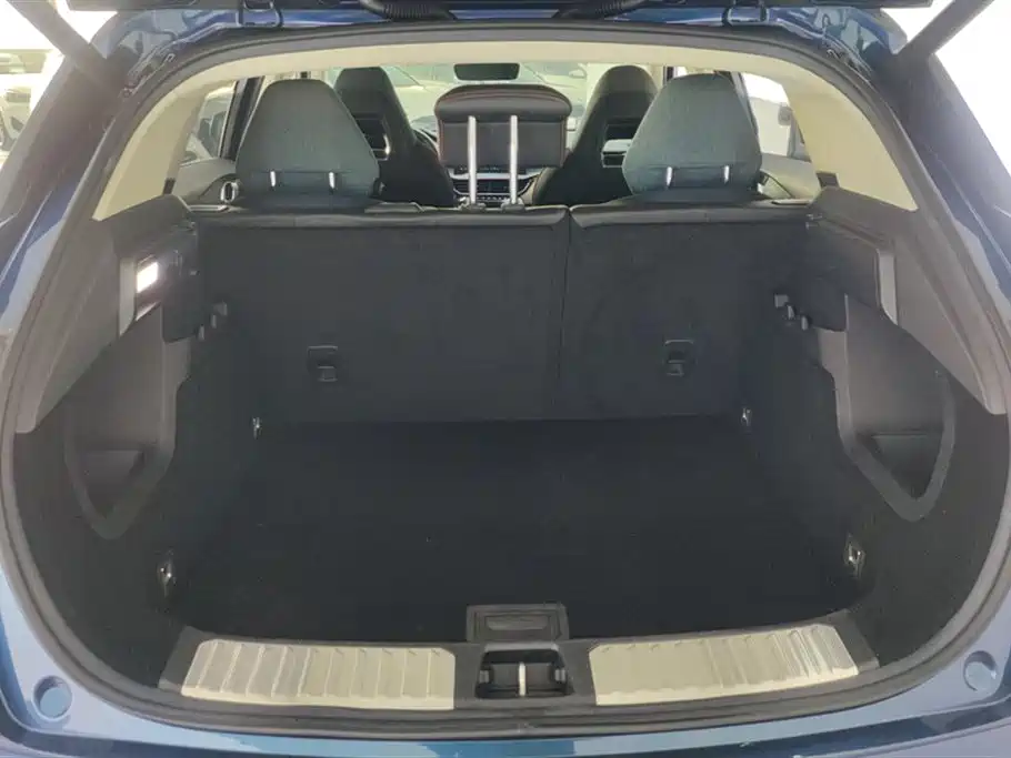 Lynk & Co 06 2020 1.5T Halo