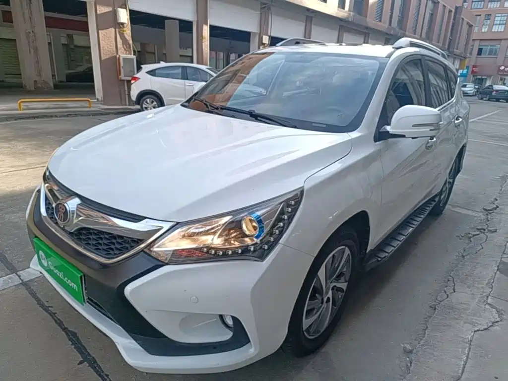 BYD Song — миниатюра 2