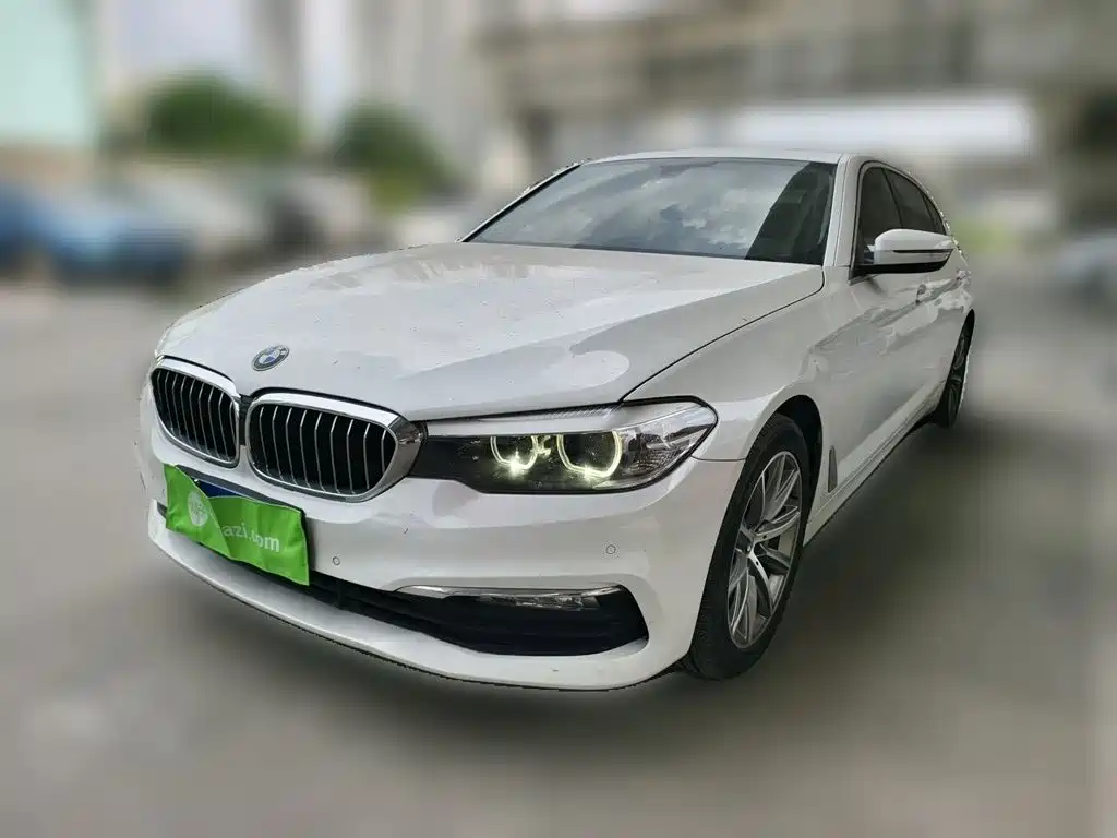 BMW 5 Series — миниатюра 2