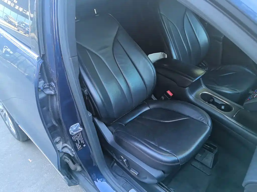 Lincoln MKC — миниатюра 25