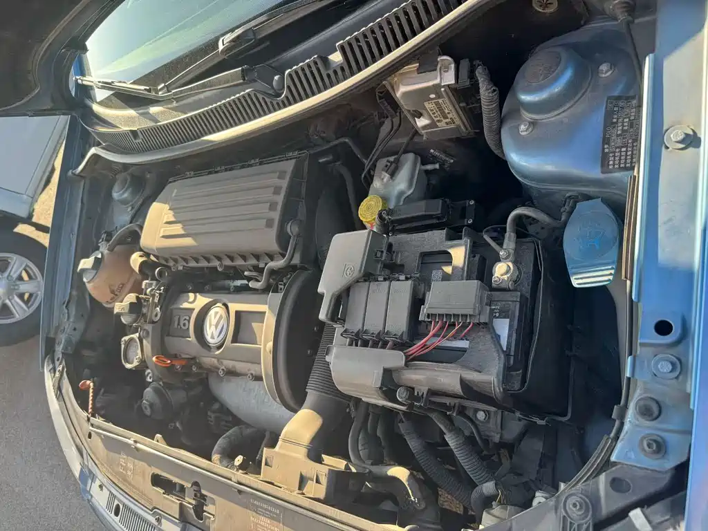 Volkswagen Polo 2007 1.6L AT