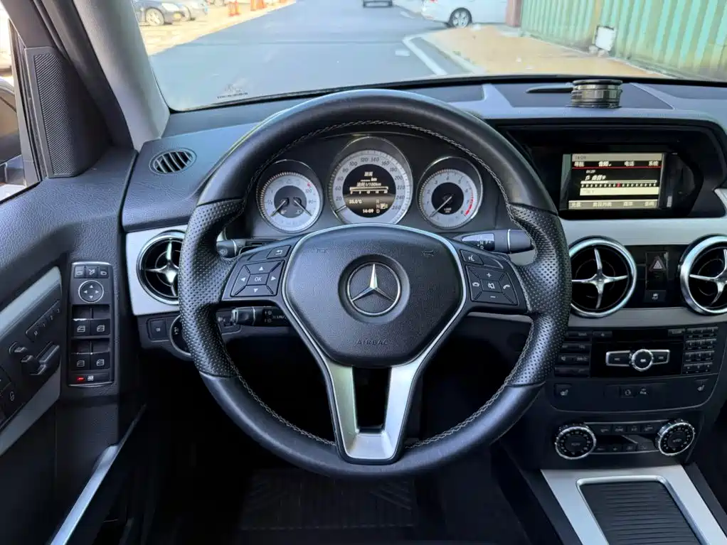 Mercedes-Benz GLK 2013 GLK 300 4MATIC