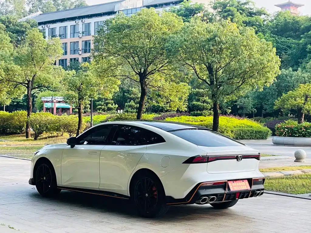 Changan UNI-V — миниатюра 14