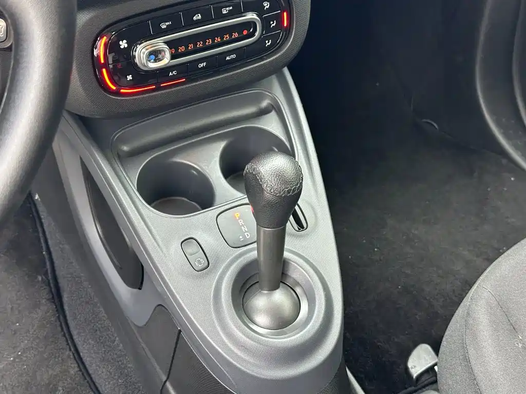 smart Smart Fortwo — миниатюра 12