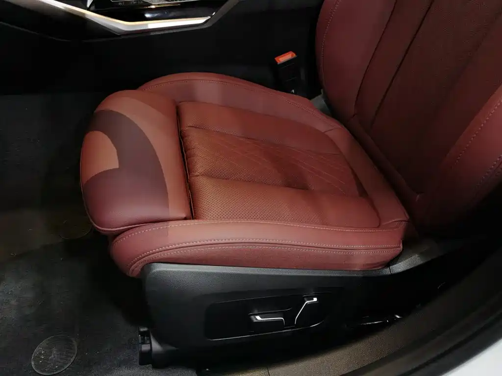 BMW 3 Series — миниатюра 20