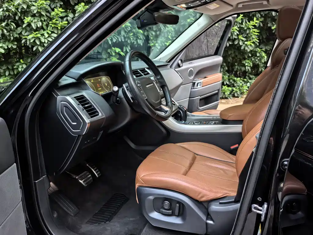 Land Rover Sport — миниатюра 4