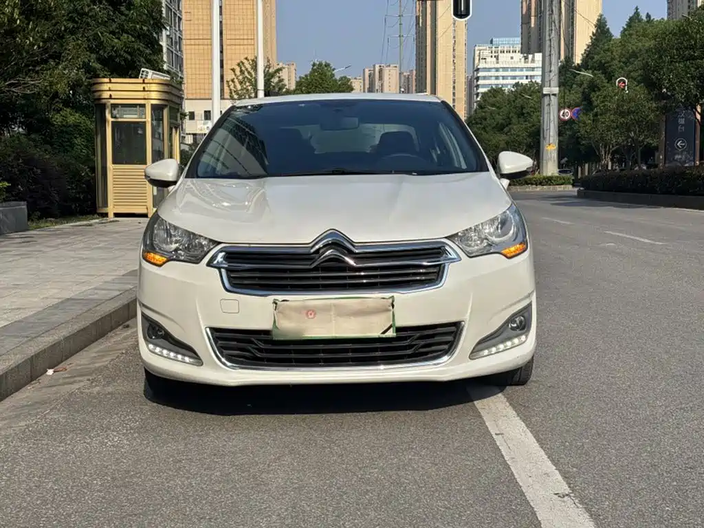 Citroen C4L 2015 1.2T AT Luxury