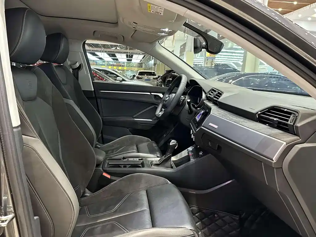 Audi Q3 Sportback — миниатюра 4