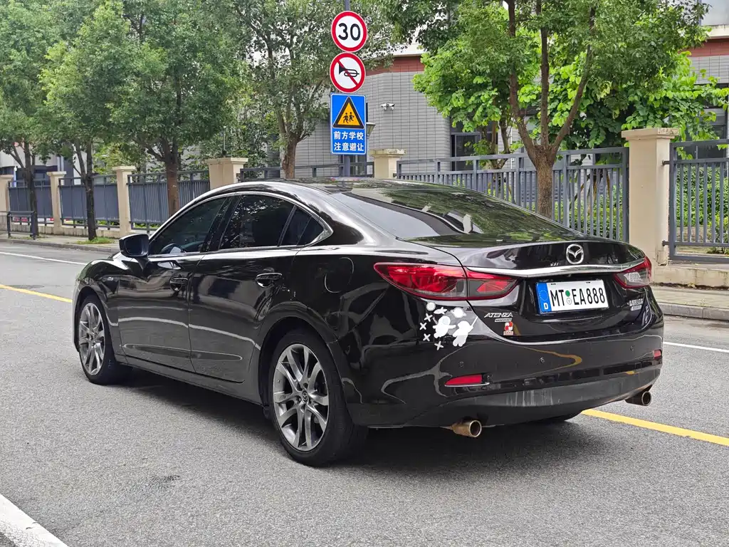 Mazda Atenza — миниатюра 8