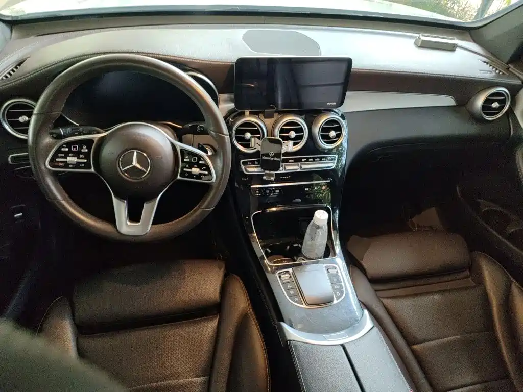 Mercedes-Benz GLC — миниатюра 10