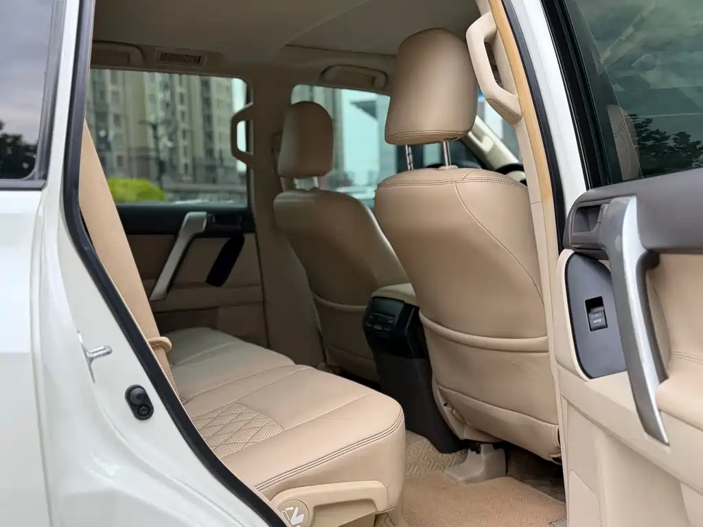 Toyota Land Cruiser Prado 2018 4.0L
