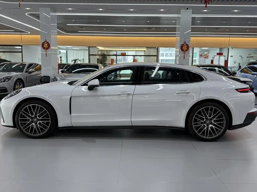 Porsche Panamera — миниатюра 7