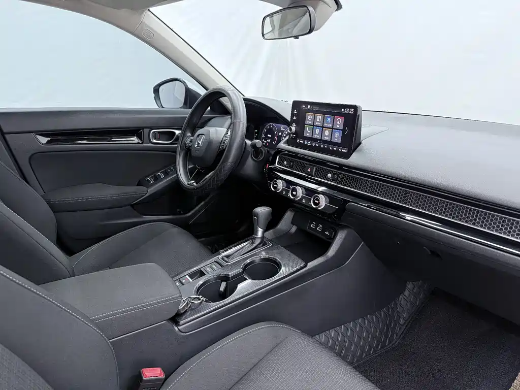 Honda Civic — миниатюра 9