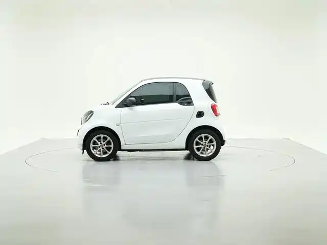 smart Smart Fortwo — миниатюра 7
