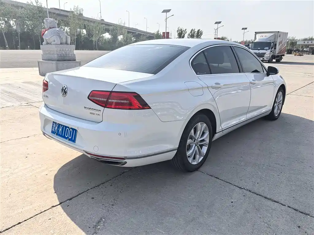Volkswagen Magotan 2017 380TSI DSG Luxury