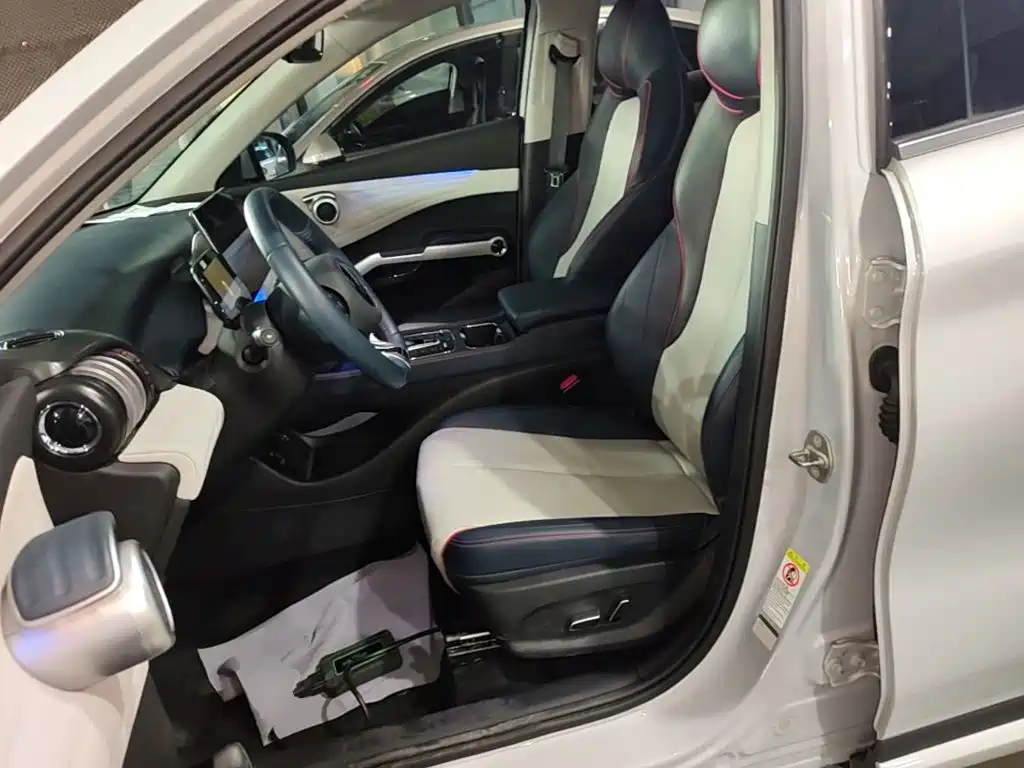 BYD Yuan Plus — миниатюра 15